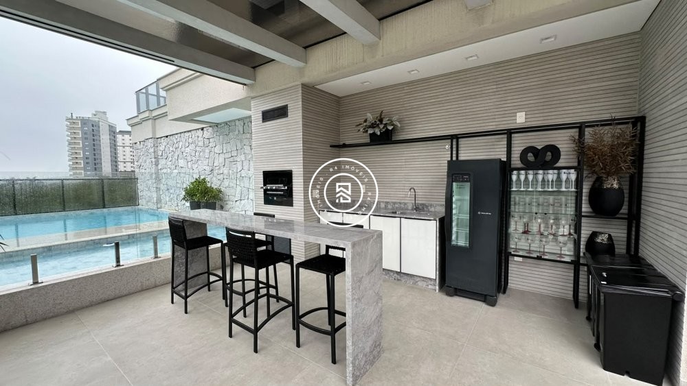 Apartamento mobiliado no Perequ�